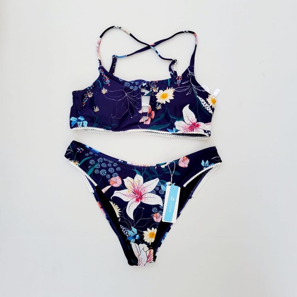 Cupshe Women's Low Rise Navy Floral Print Bikini - Picture 3 of 9